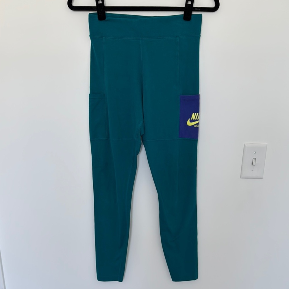 Nike Teal Retro Leggings - Size M